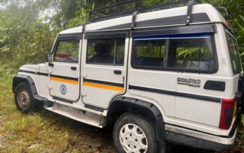 A Maruti Suzuki Bolero from 2012, used as a taxi, is for sale.