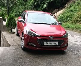 A 2015 Hyundai i20 sports car is for sale in Gangtok Deorali, with 67,000 km on it, for 295,000 rupees.