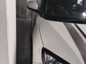 A 2019 model Vetera Breeza with 41200 km is for sale or exchange in Adampool near Mahindra workshop.