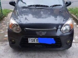 A 2018 model Alto LXI is for sale for Rs 2,10,000, with 42,000 km driven, located in Namchi.