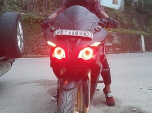 Bajaj Pulsar RS 200 BS4 2017 model for sale.