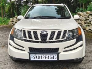 A well-maintained 2015 XUV 5OO “XCLUSIVE” Edition is for sale.