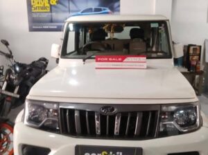 A Mahindra Bolero BS 6 is for sale with all valid papers, model year 2022, and refinance facilities.