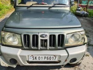 A Bolero, 2011 model, with 96000 km and in very good condition, is for sale in Sikkim.