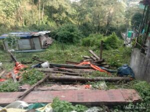 Flat land is for sale on the Bojoghari side, 2 minutes down, with no cutting.