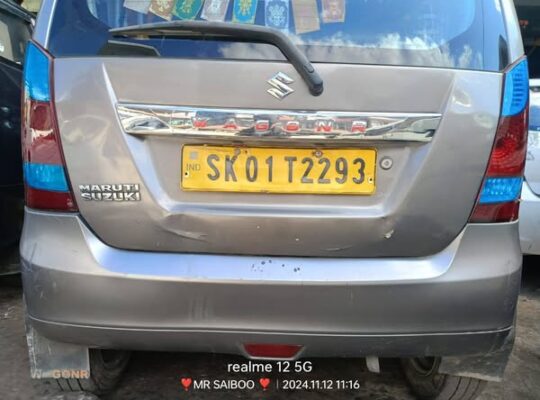 A Wagner 13 model car in good condition, with all documents okay, new tires, auto windows, is for sale at a fixed price of 1.28.