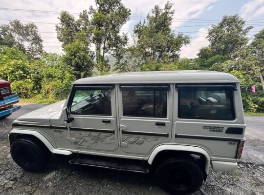 A 2017 model vehicle is for urgent sale.