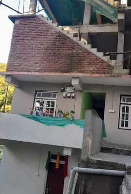 Building with 4 slabs on sale at Sawhney.