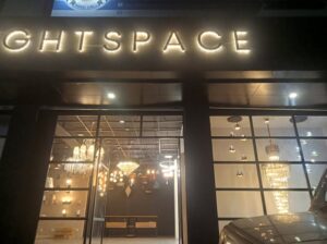 Female sales staff required near Mount Join School