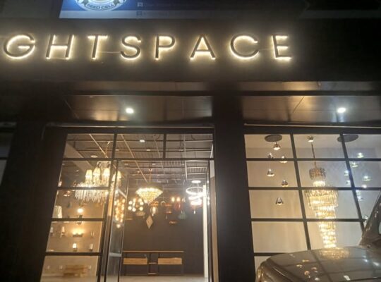 Female sales staff required near Mount Join School